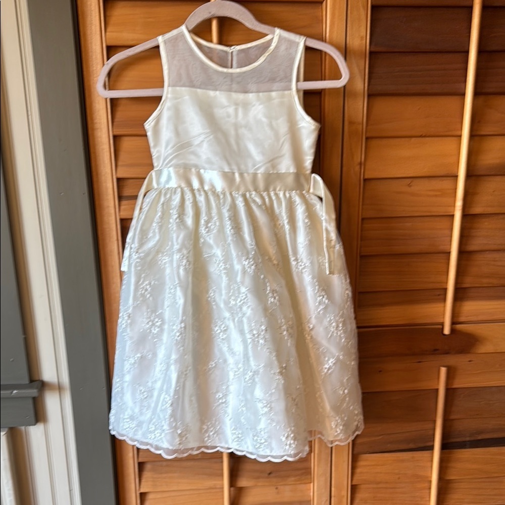 American Princess cream colored girls Easter dress size 7